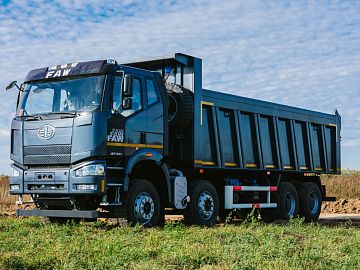 Самосвал FAW J6 8x4