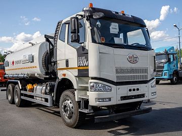 Автоцистерна для перевозки ГСМ или нефти FAW 6х4